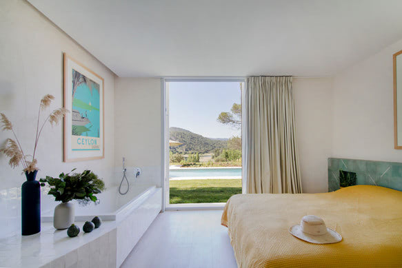 43f06c_55b22be76c7240638cbb35c17c057d94~mv2