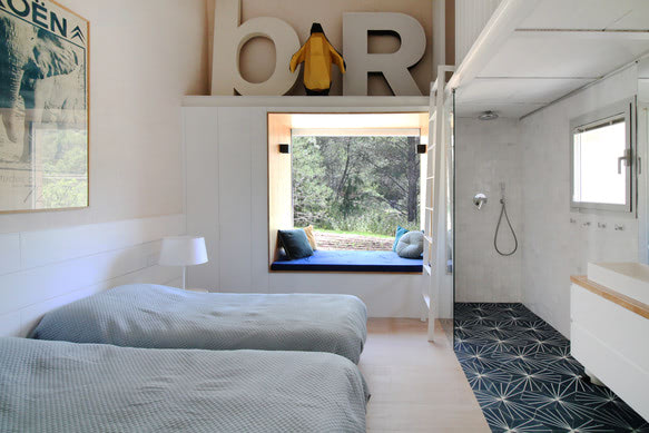 43f06c_8e370fdf3d8140a5ae121b8506aa4c8d~mv2